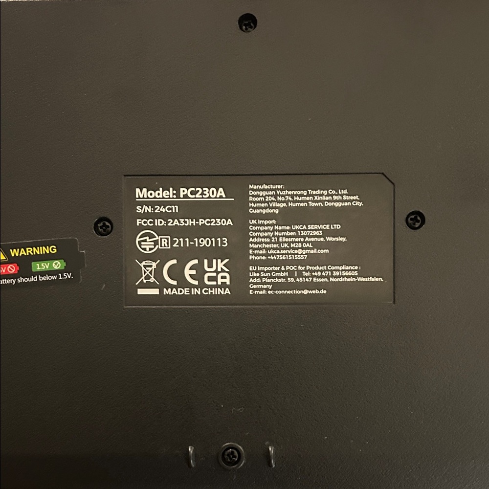 Wireless Black Keyboard - Picture 4 of 6